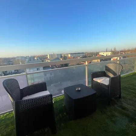 Le Rooftop Du Bourget *